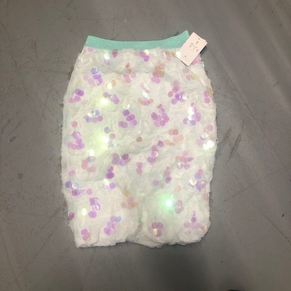 Disney princess sequins and white skirt Size medium - Picture 2 of 13